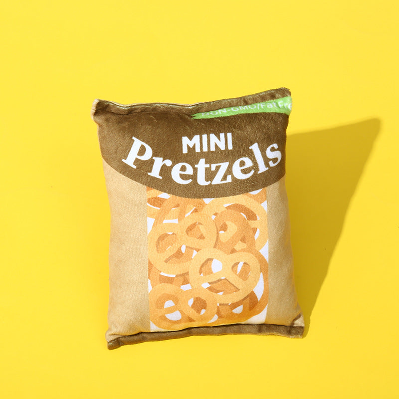 PETKIN CHIPS DOG TOY PRETZELS
